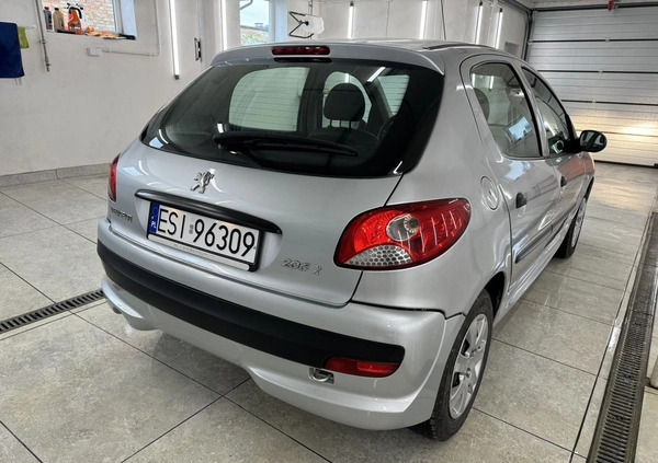 Peugeot 206 plus cena 11900 przebieg: 82500, rok produkcji 2009 z Sieradz małe 79